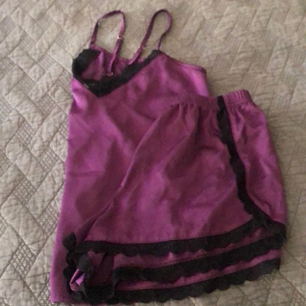 Cute silkie jammie set